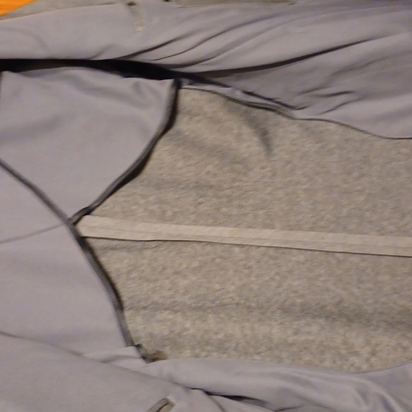 Amazon Essentials Men's Standard Knit Sport Coat - Light Grey Heather - Picture 15 of 16